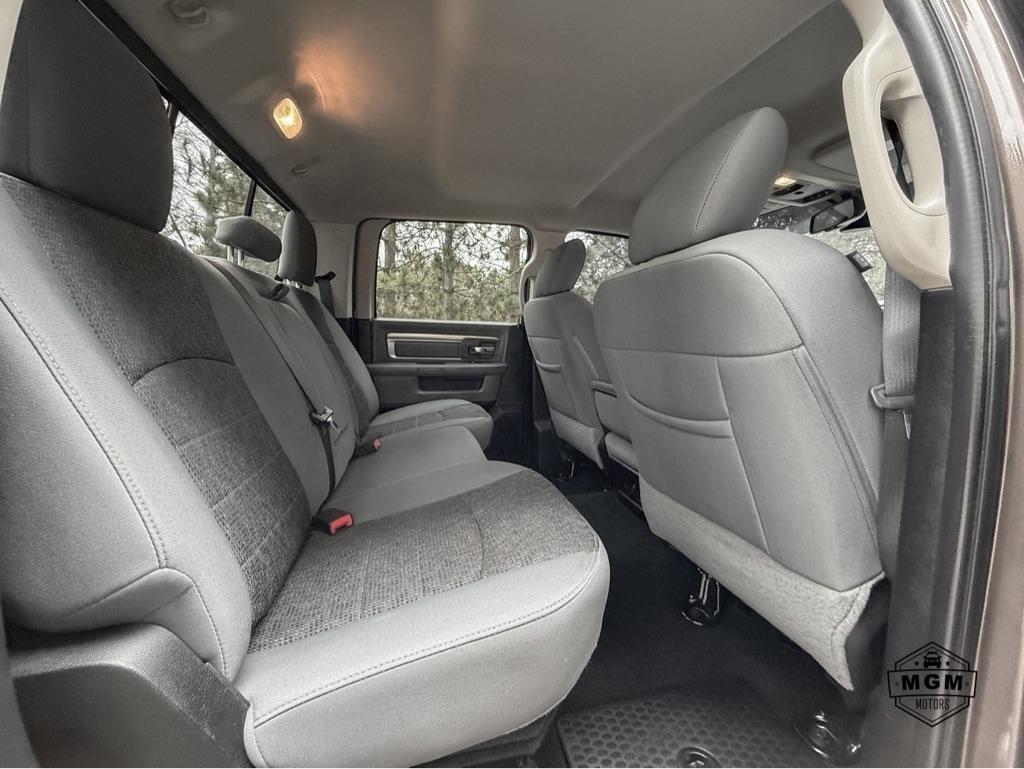 RAM 1500 SLT Crew Cab SWB 4WD 2018