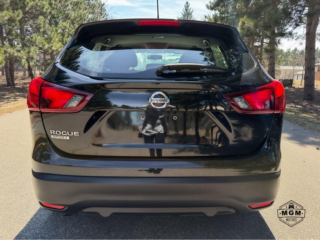 Nissan Rogue Sport SV 2018