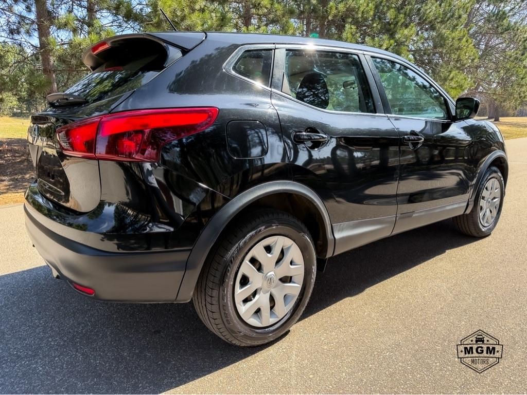 Nissan Rogue Sport SV 2018