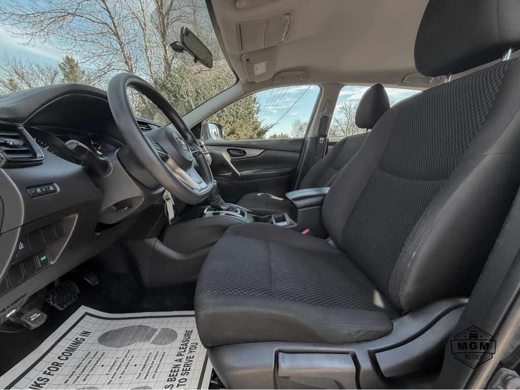 Nissan Rogue Sport SV 2018