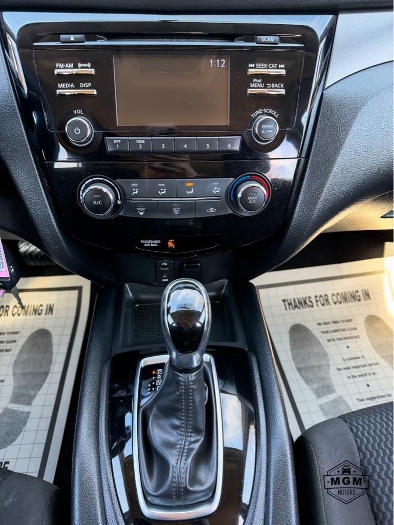 Nissan Rogue Sport SV 2018