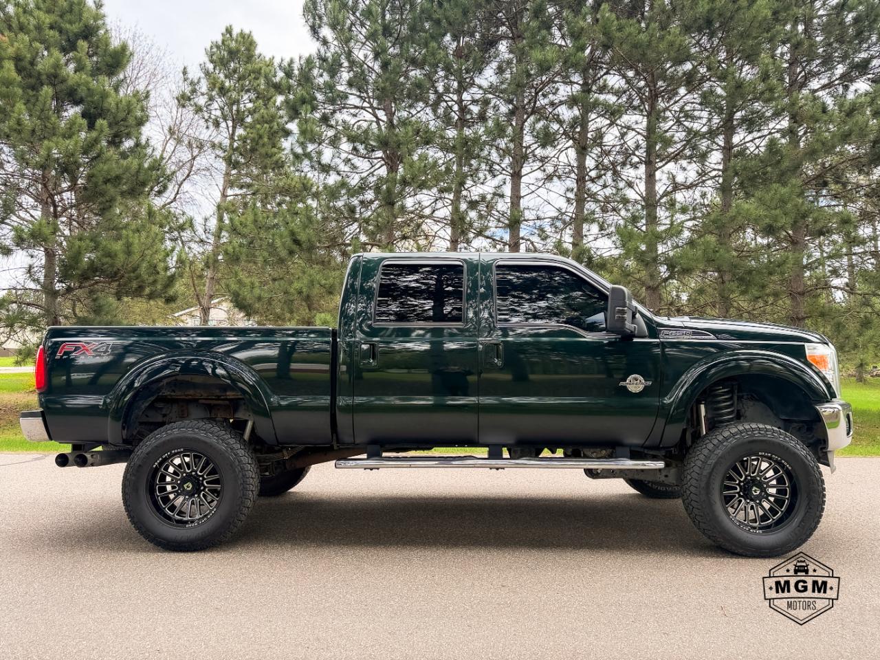 Ford F-250 SD Lariat Crew Cab 4WD 2012