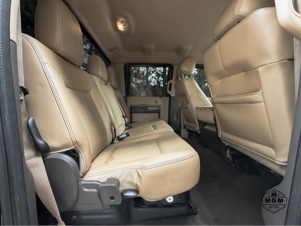 Ford F-250 SD Lariat Crew Cab 4WD 2012