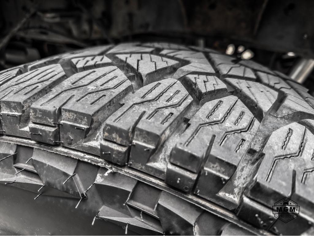 Ford F-250 SD Lariat Crew Cab 4WD 2012