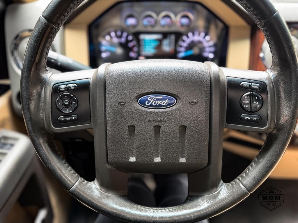 Ford F-250 SD Lariat Crew Cab 4WD 2012