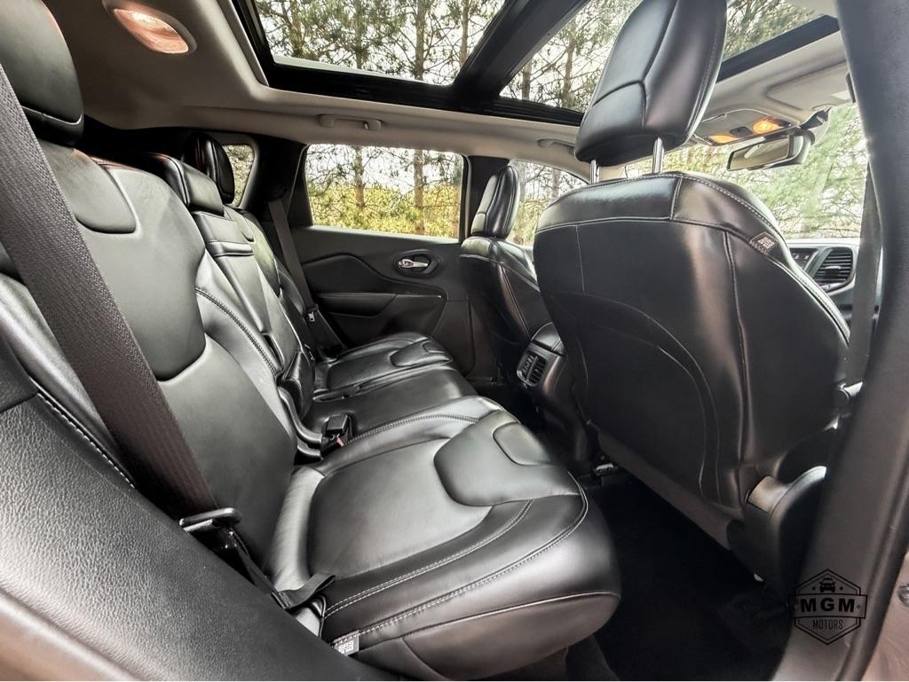 Jeep Cherokee Limited 4WD 2015