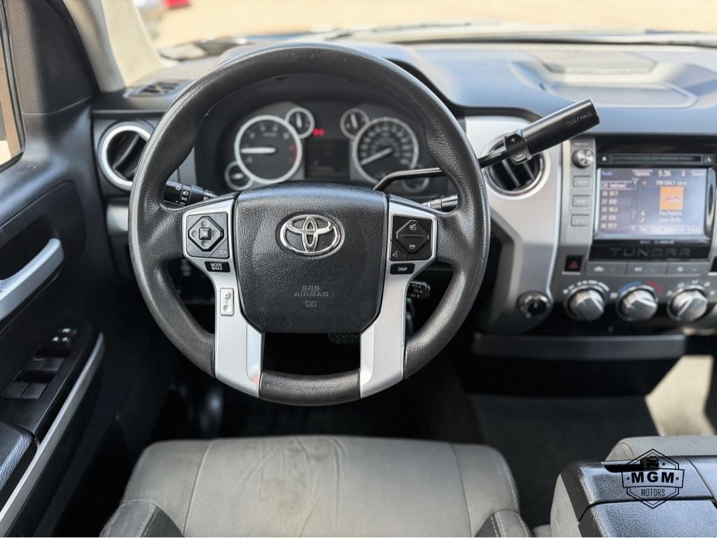 Toyota Tundra SR5 5.7L V8 FFV Double Cab 4WD 2015