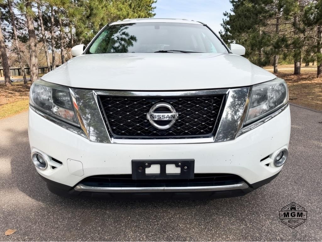 Nissan Pathfinder SV 4WD 2013