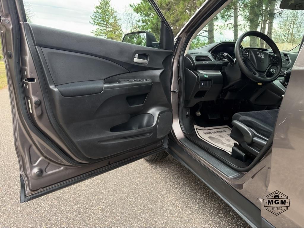 Honda CR-V LX 4WD 5-Speed AT 2013