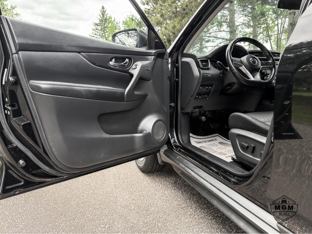 Nissan Rogue SV AWD 2018