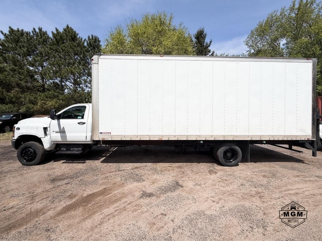 Chevrolet Silverado 6500 HD  2021