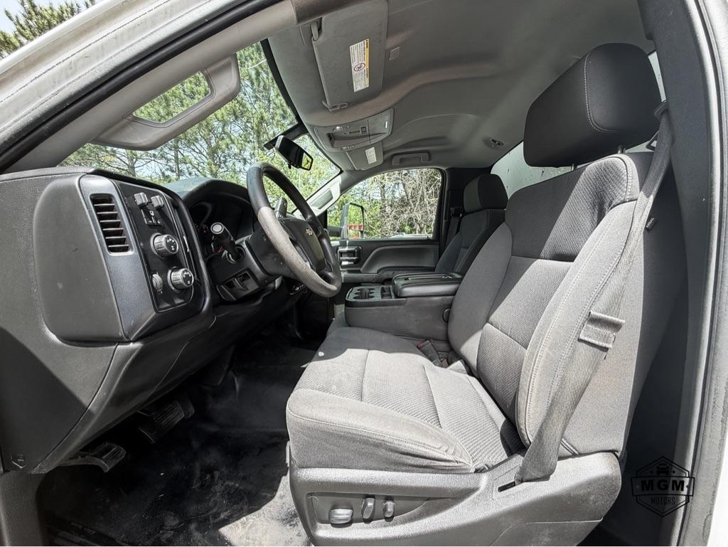 Chevrolet Silverado 6500 HD  2021