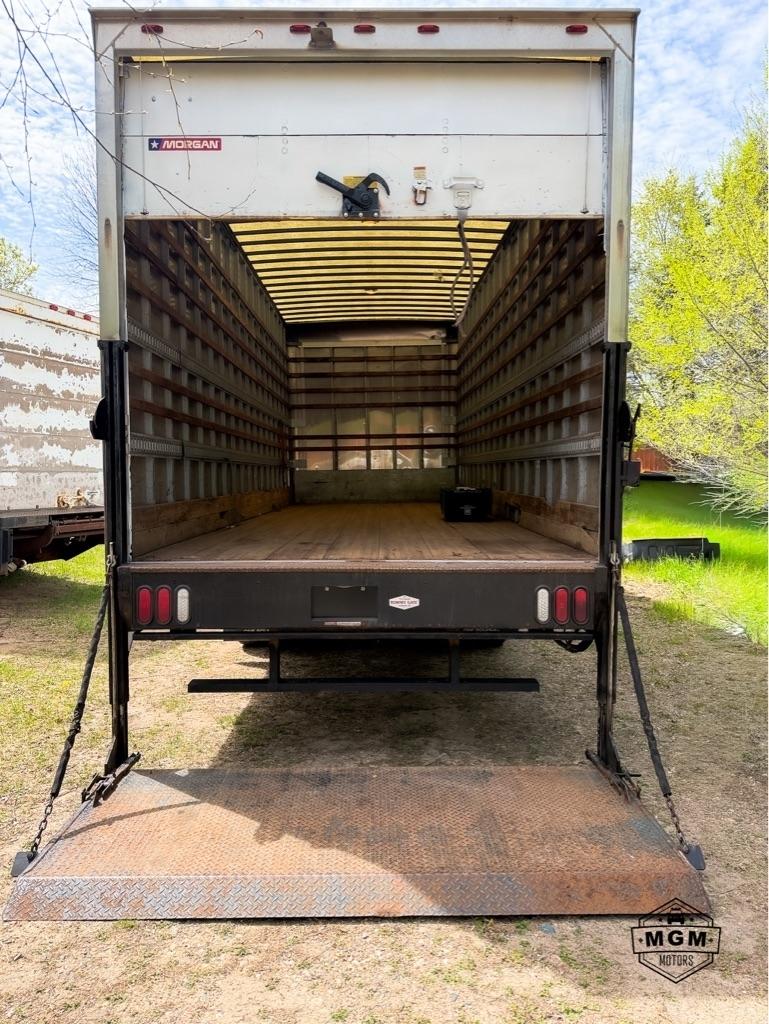 Chevrolet Silverado 6500 HD  2021