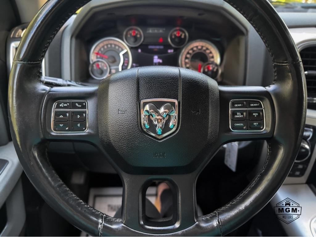 RAM 1500 Big Horn 4x4 Crew Cab 5'7" Box 2016