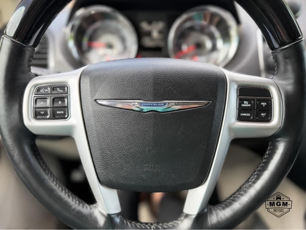 Chrysler Town & Country Limited Platinum 2016
