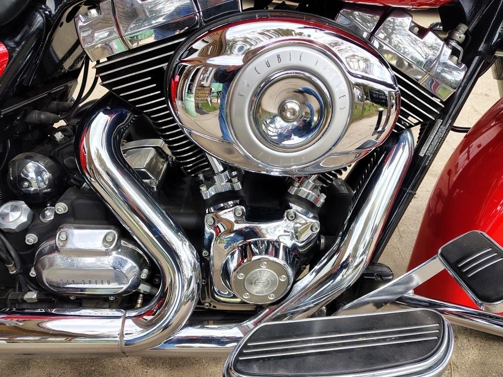 Harley-Davidson FLTRX  2010