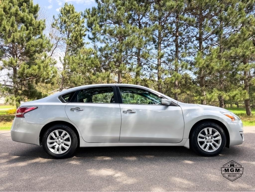 Nissan Altima 2.5 S 2015