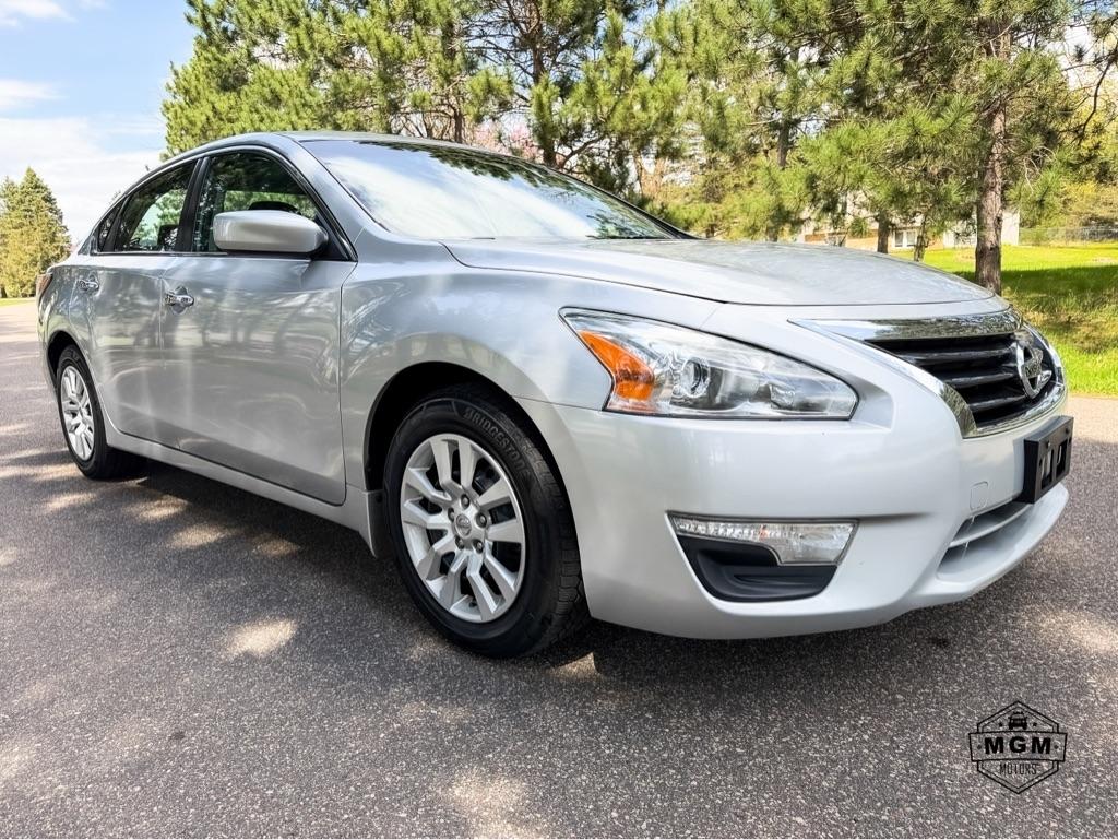 Nissan Altima 2.5 S 2015