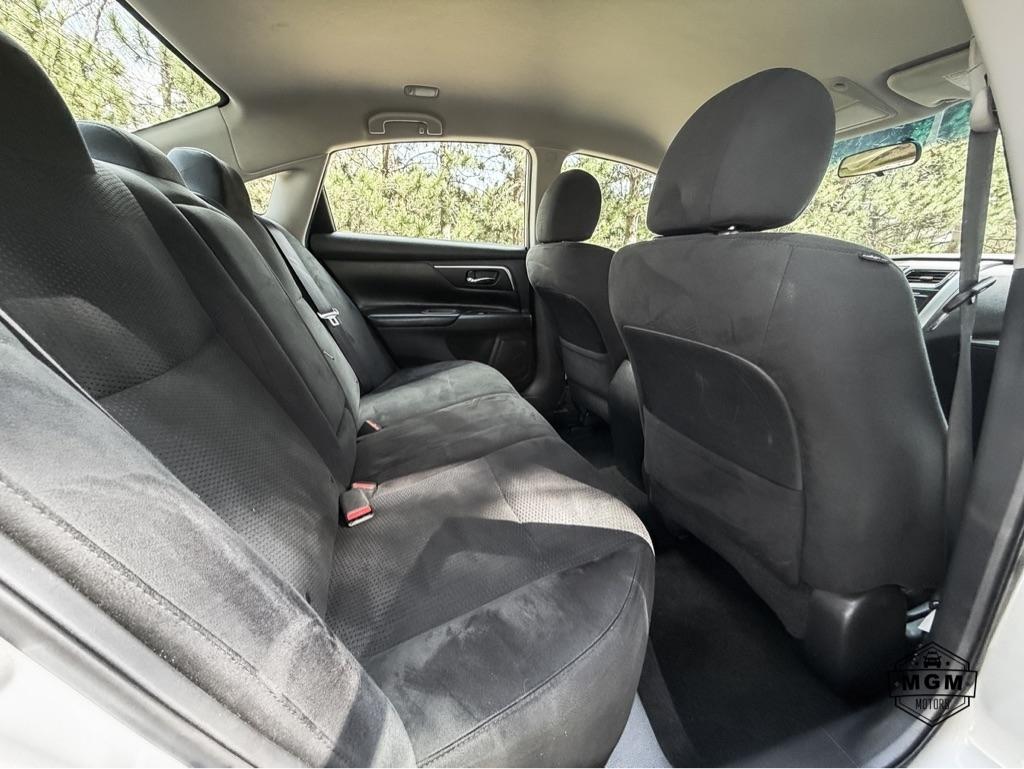Nissan Altima 2.5 S 2015