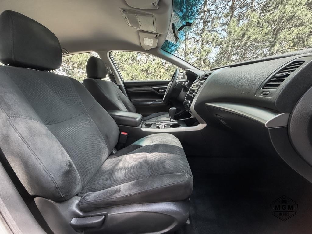 Nissan Altima 2.5 S 2015