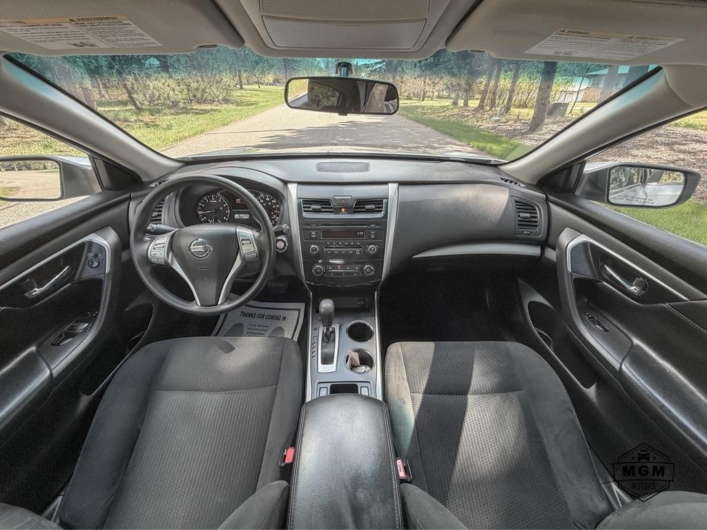 Nissan Altima 2.5 S 2015