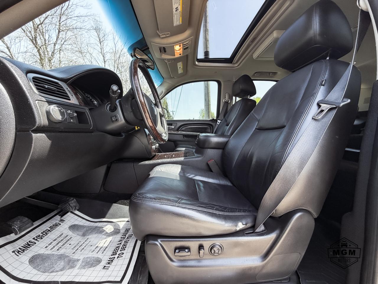 GMC Yukon Denali 4WD 2012