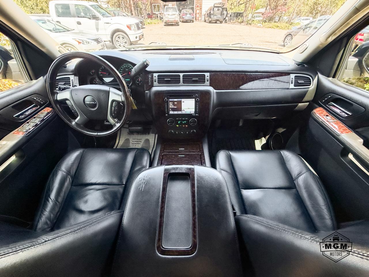 GMC Yukon Denali 4WD 2012