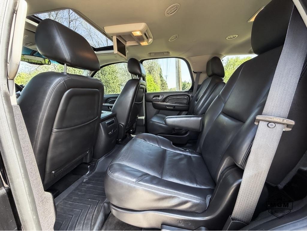 GMC Yukon Denali 4WD 2012
