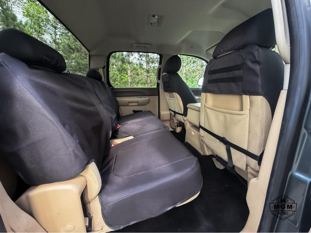 Chevrolet Silverado 1500 1LT Crew Cab 4WD 2012