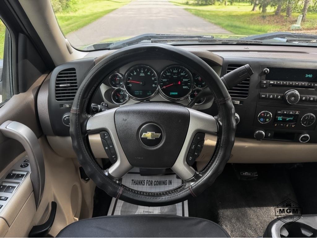 Chevrolet Silverado 1500 1LT Crew Cab 4WD 2012