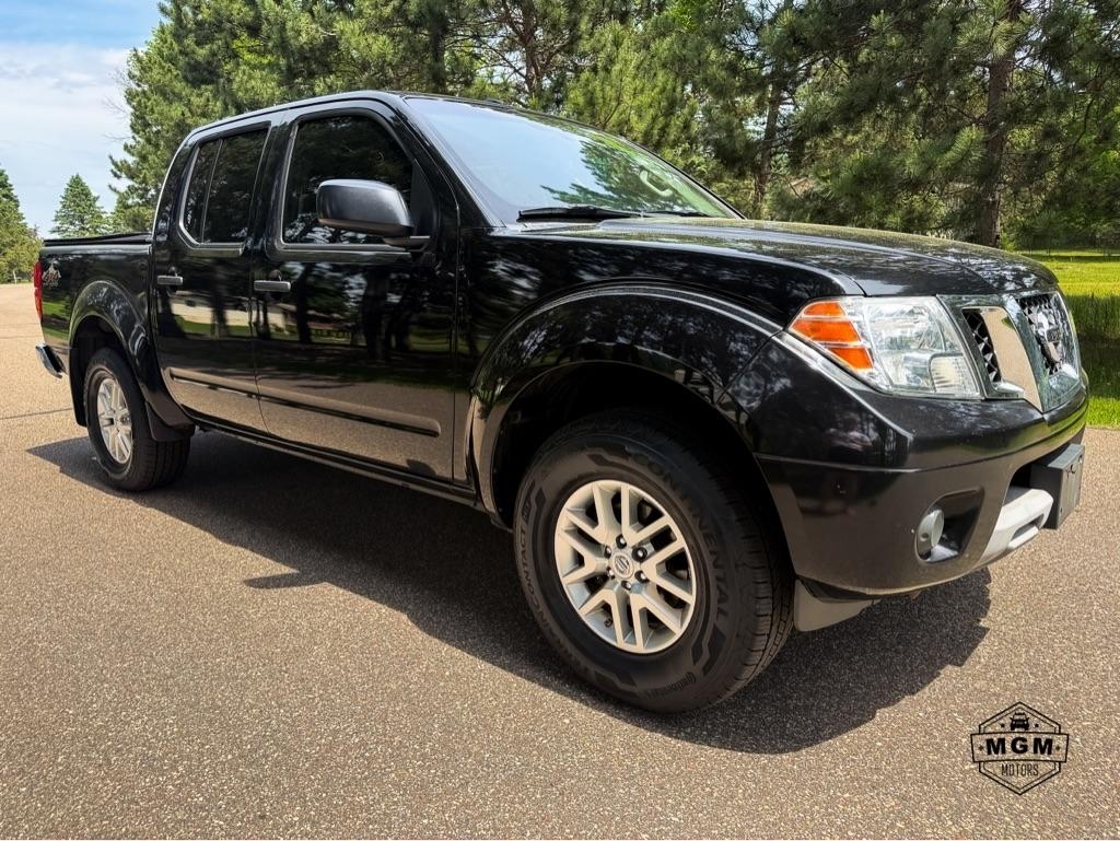Nissan Frontier SL Crew Cab 5AT 4WD 2016