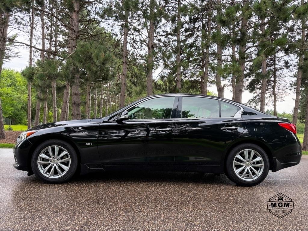 Infiniti Q50 3.0t Premium AWD 2016