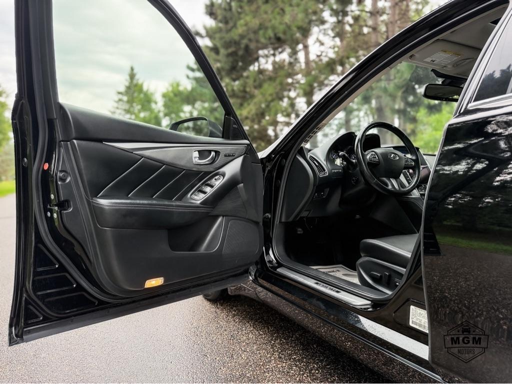 Infiniti Q50 3.0t Premium AWD 2016
