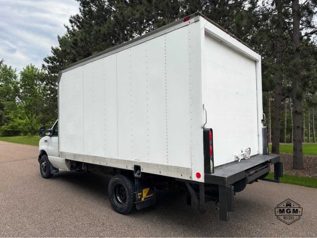 Ford Econoline E-350 Super Duty 2006