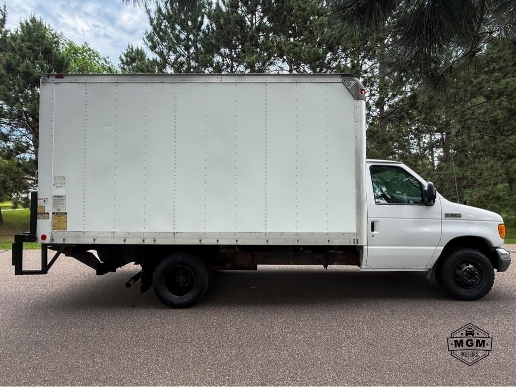 Ford Econoline E-350 Super Duty 2006