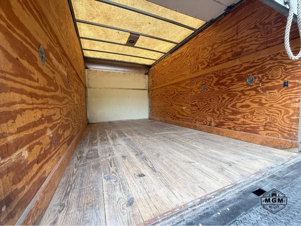Ford Econoline E-350 Super Duty 2006