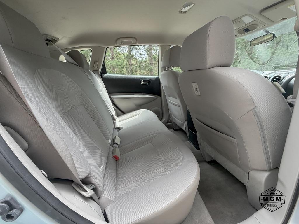 Nissan Rogue S AWD 2013