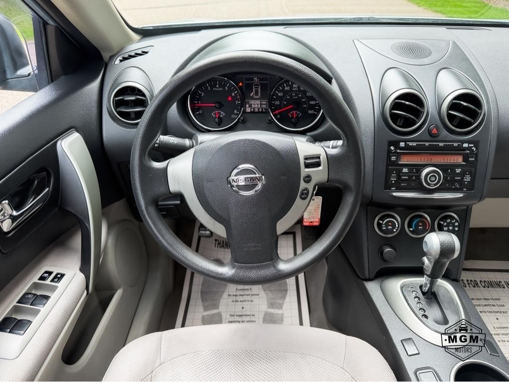 Nissan Rogue S AWD 2013