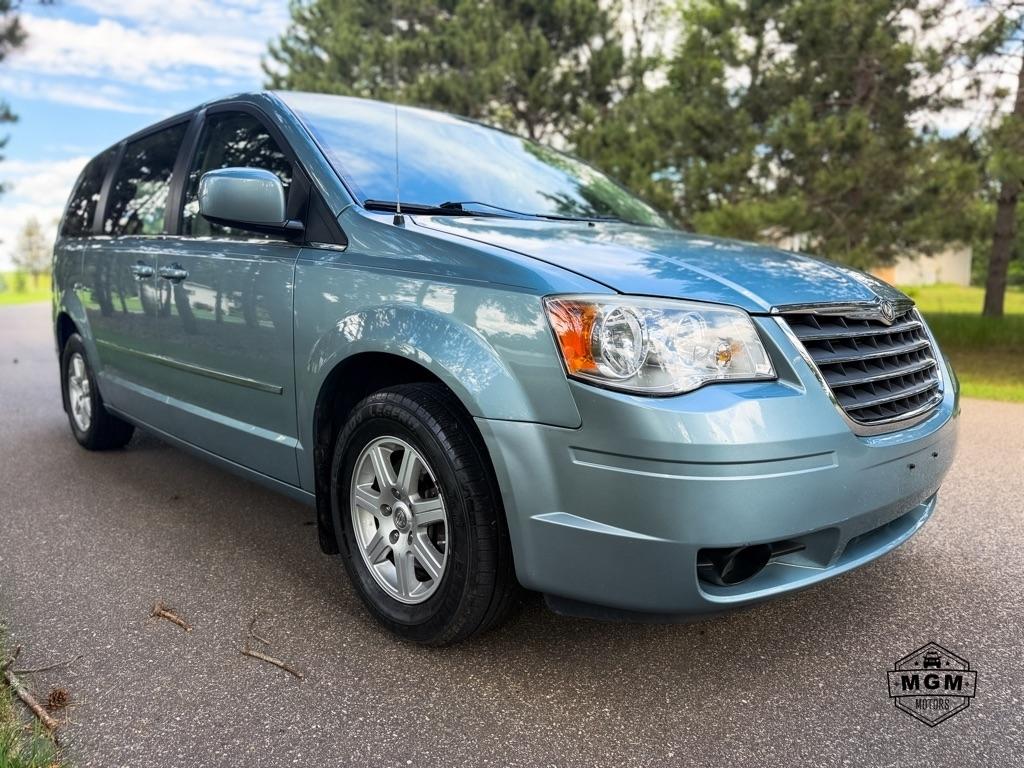 Chrysler Town & Country Touring 2010