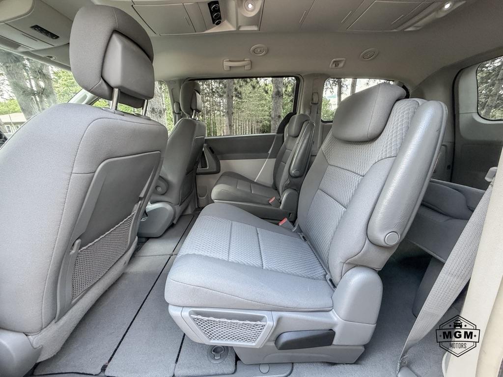 Chrysler Town & Country Touring 2010