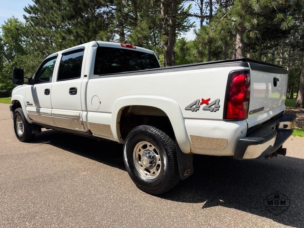 Chevrolet Silverado 2500HD LT1 Crew Cab 4WD 2006