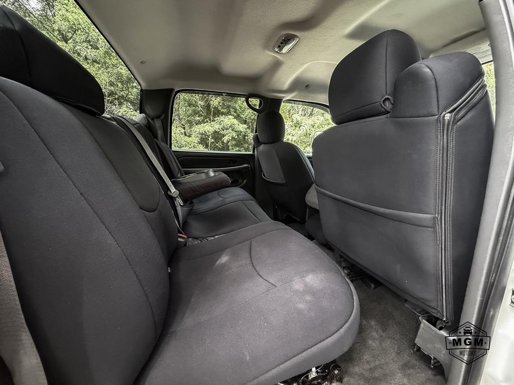 Chevrolet Silverado 2500HD LT1 Crew Cab 4WD 2006