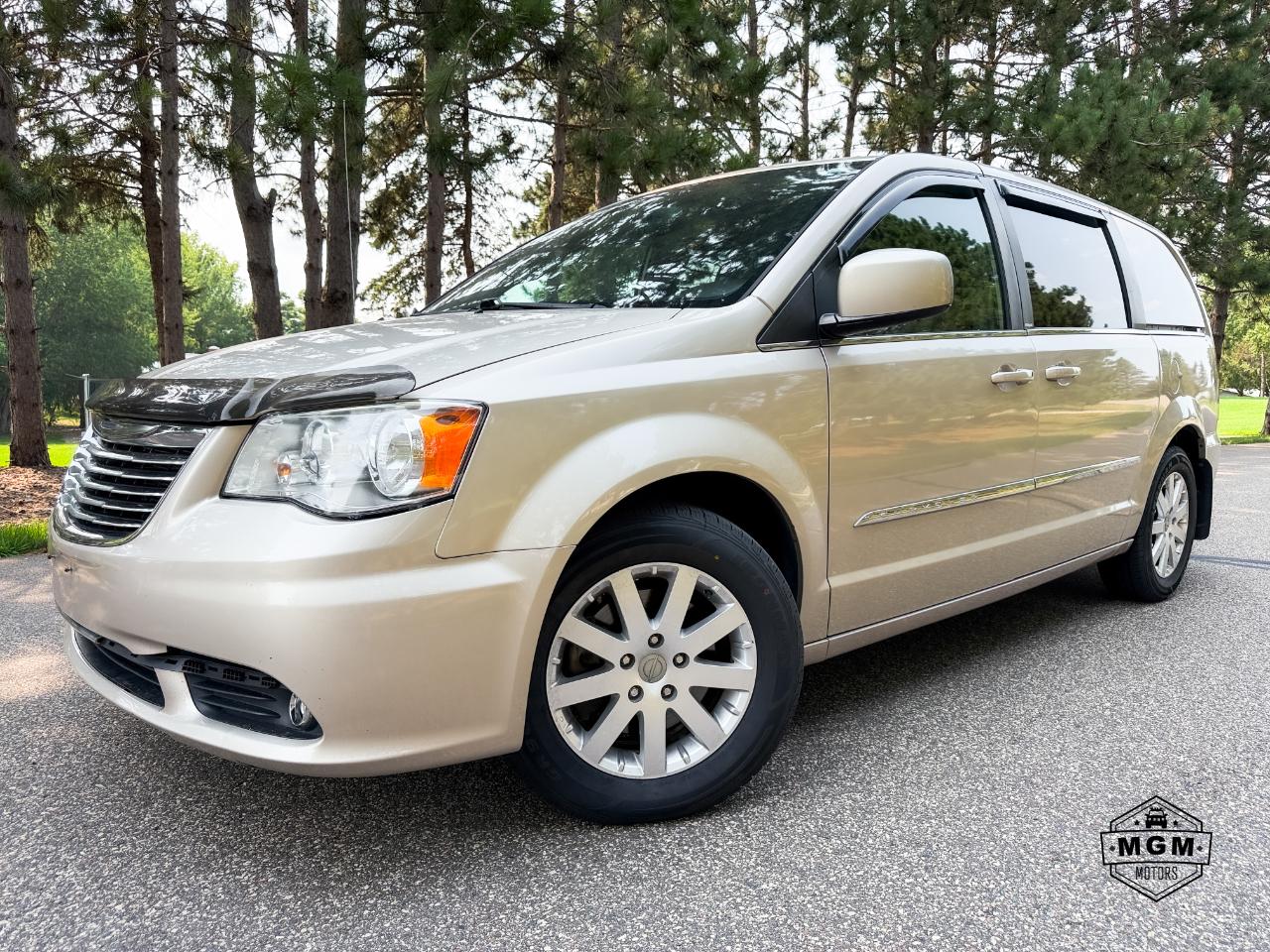 2013 Chrysler Town & Country Touring