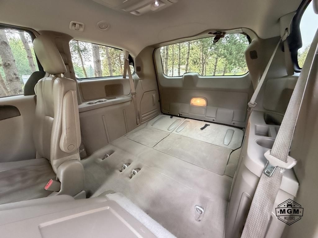 Chrysler Town & Country Touring 2013