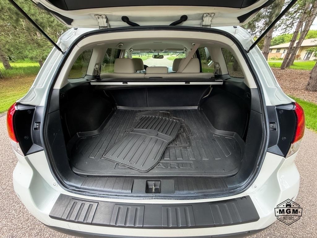 Subaru Outback 2.5i Premium 2010