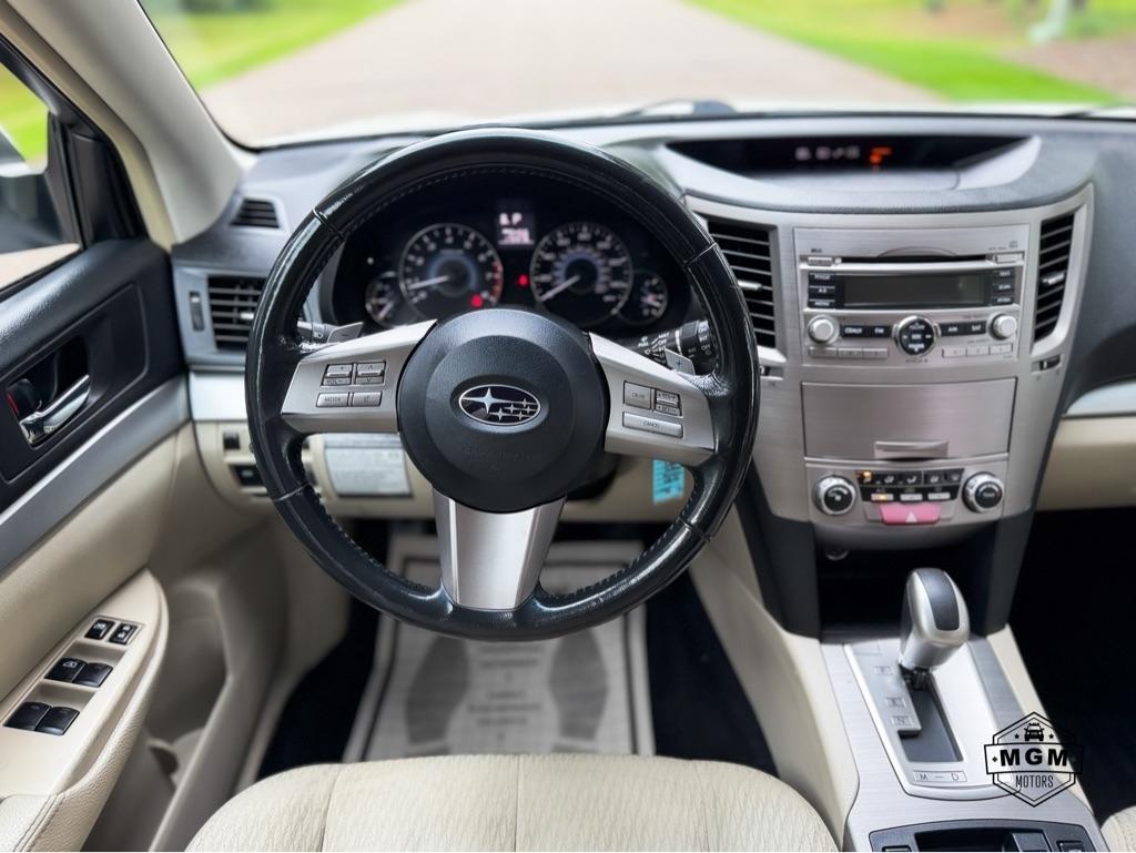 Subaru Outback 2.5i Premium 2010