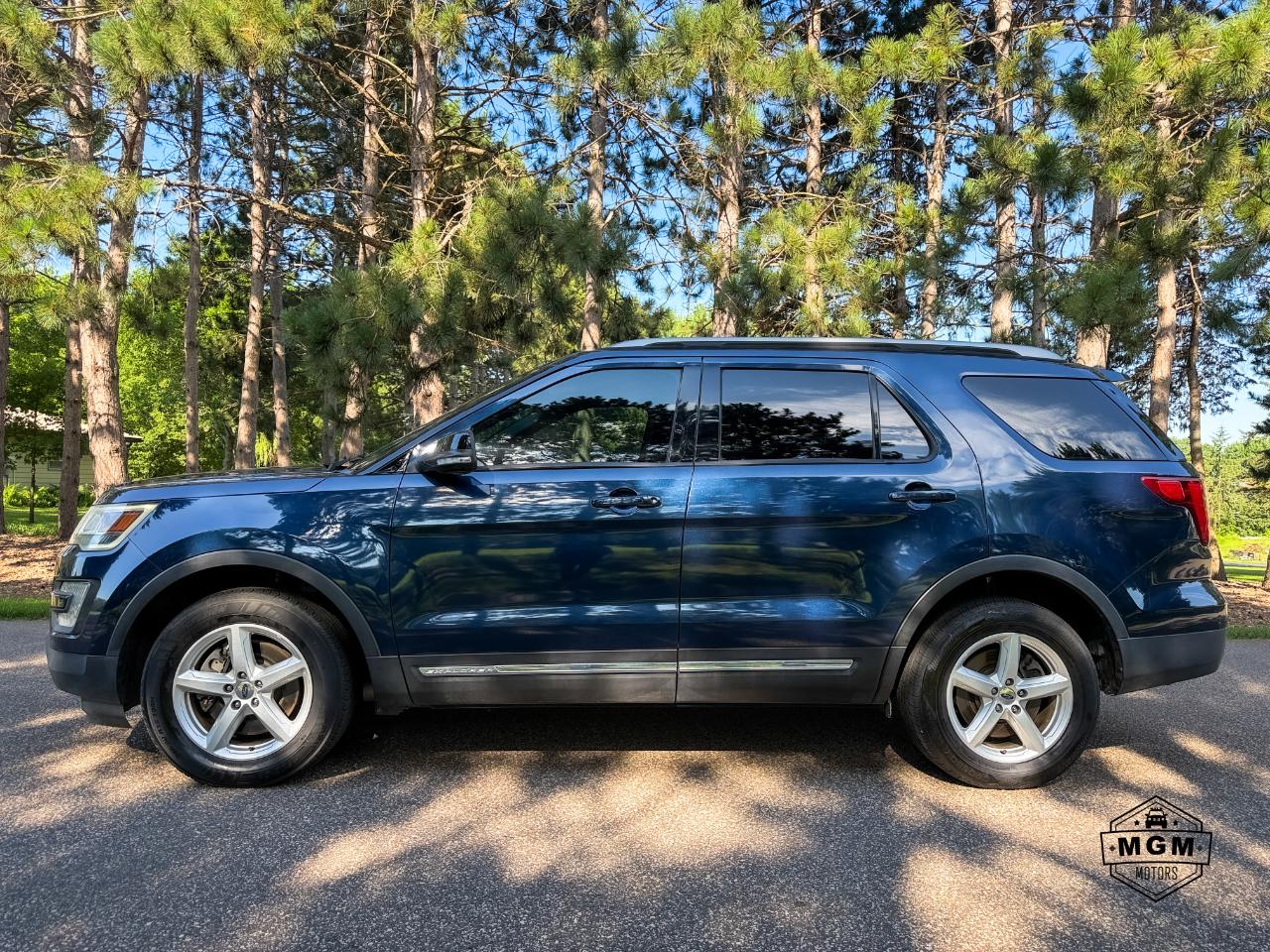 Ford Explorer XLT 4WD 2017