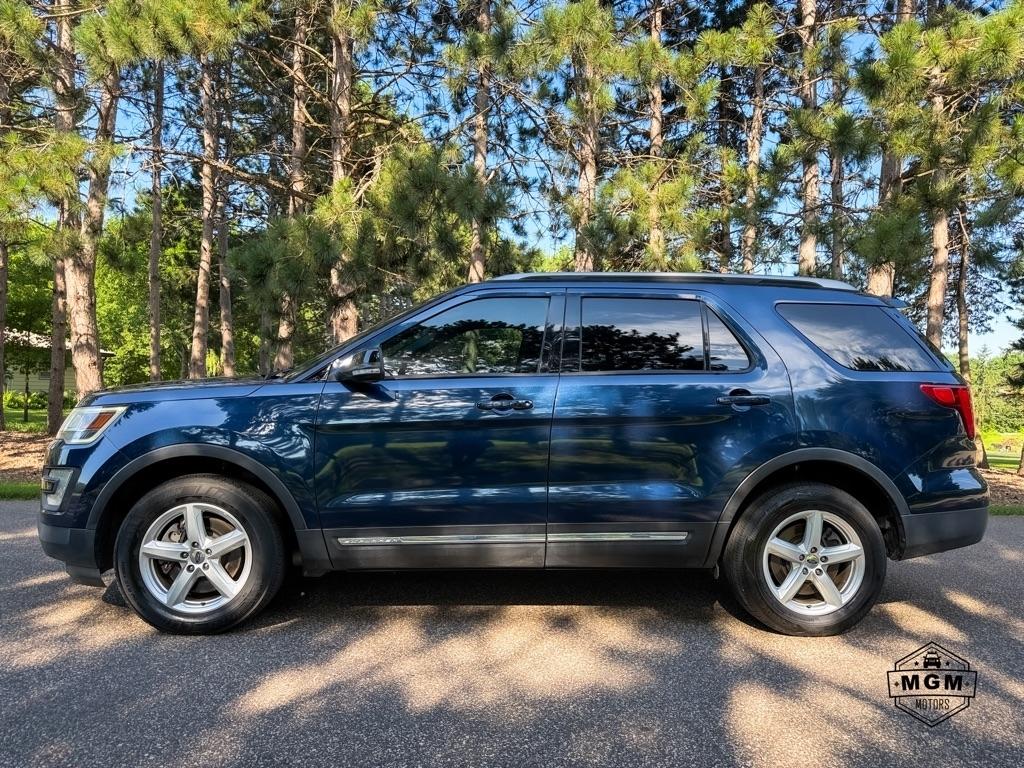 Ford Explorer XLT 4WD 2017