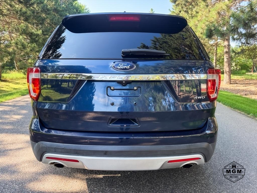 Ford Explorer XLT 4WD 2017