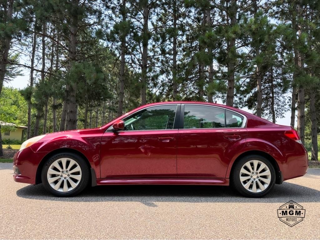 Subaru Legacy 3.6R Limited 2011